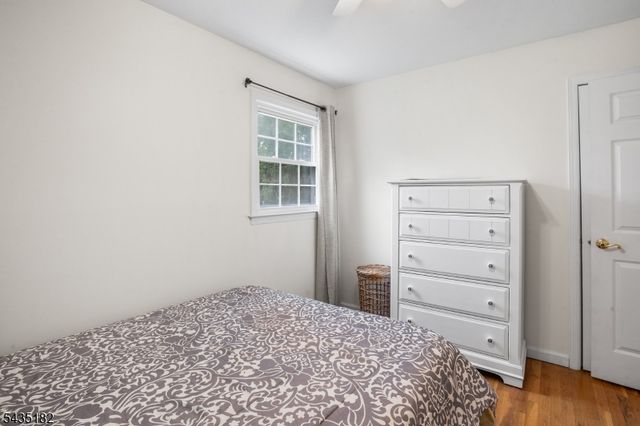 2 Ellam Dr, Randolph Twp., NJ 07869