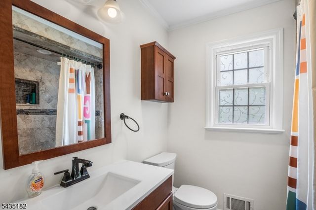 2 Ellam Dr, Randolph Twp., NJ 07869