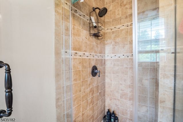 2 Ellam Dr, Randolph Twp., NJ 07869