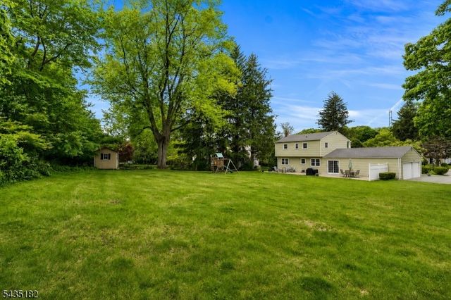 2 Ellam Dr, Randolph Twp., NJ 07869