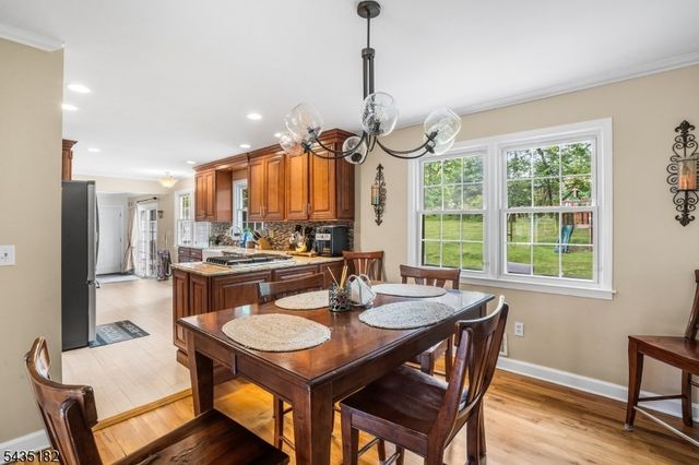 2 Ellam Dr, Randolph Twp., NJ 07869