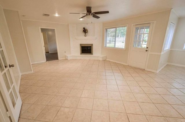 25602 Oakhurst Drive, Spring, TX 77386