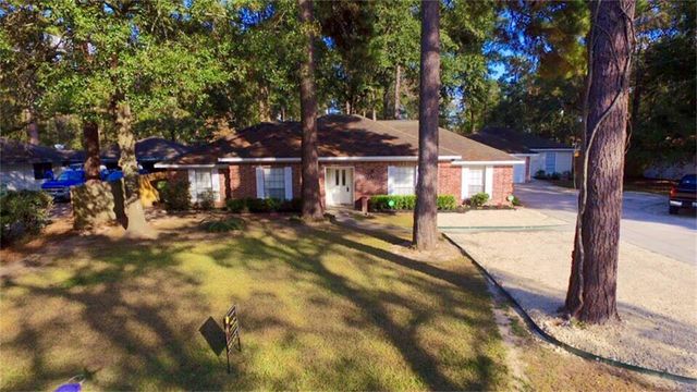 25602 Oakhurst Drive, Spring, TX 77386