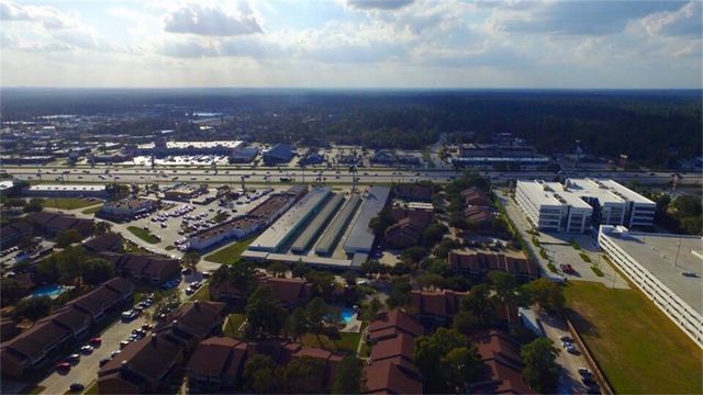 25602 Oakhurst Drive, Spring, TX 77386