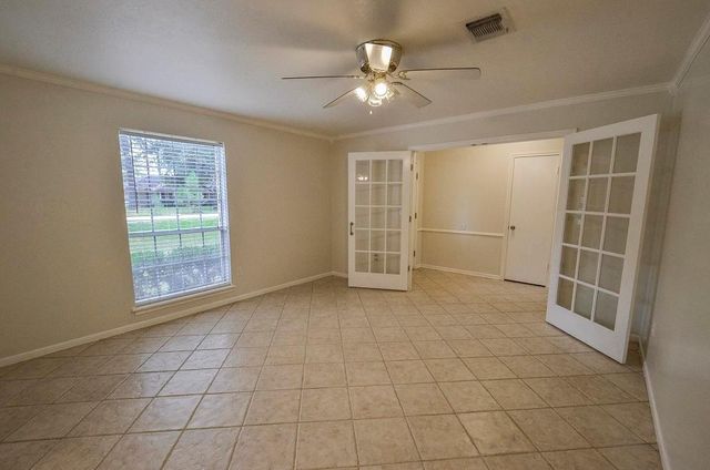 25602 Oakhurst Drive, Spring, TX 77386