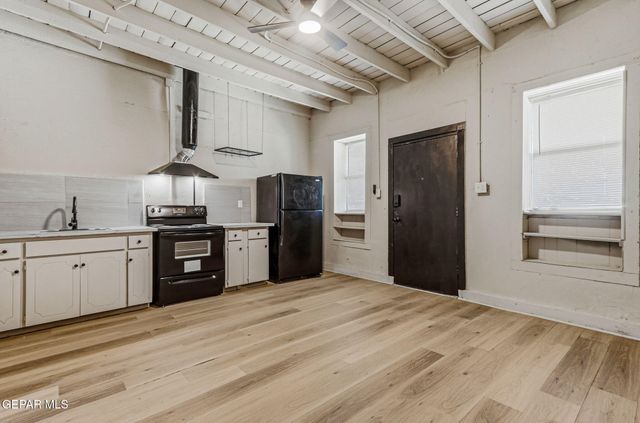 3821 FINDLEY Avenue, El Paso, TX 79905