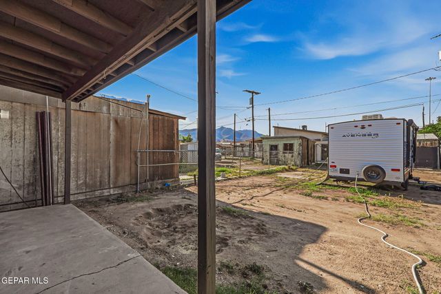 3821 FINDLEY Avenue, El Paso, TX 79905