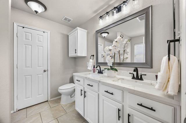 8921 Whirlwind Trail, Aubrey, TX 76227