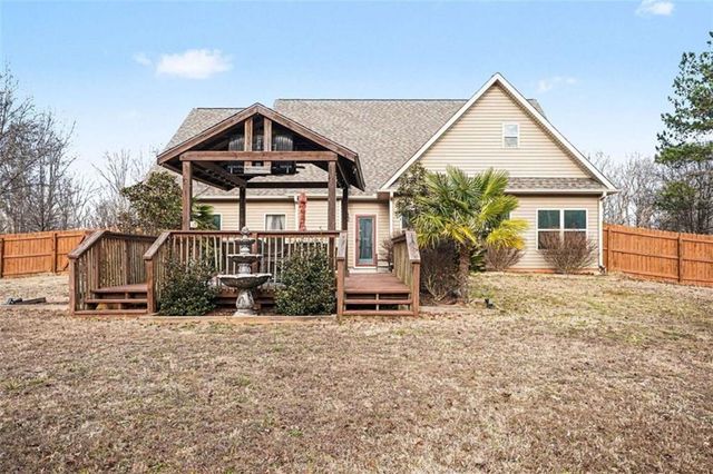 817 Smallwood Trace, Hampton, GA 30228