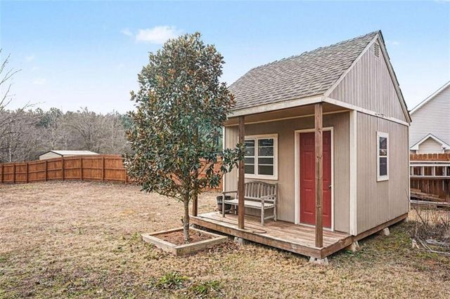 817 Smallwood Trace, Hampton, GA 30228