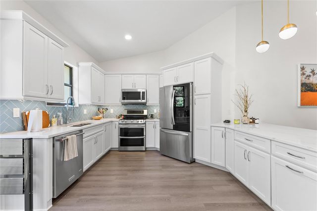 1714 STARLING DRIVE 201, Sarasota, FL 34231