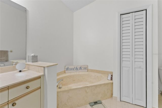 1714 STARLING DRIVE 201, Sarasota, FL 34231