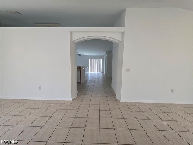1014 NW 31st PL, Cape Coral, FL 33993