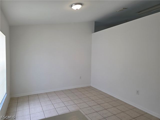 1014 NW 31st PL, Cape Coral, FL 33993