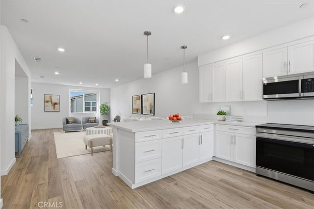 27323 Seven Oaks Lane, Valencia, CA 91381