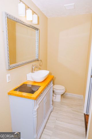 3017 Albany Avenue, Waycross, GA 31503