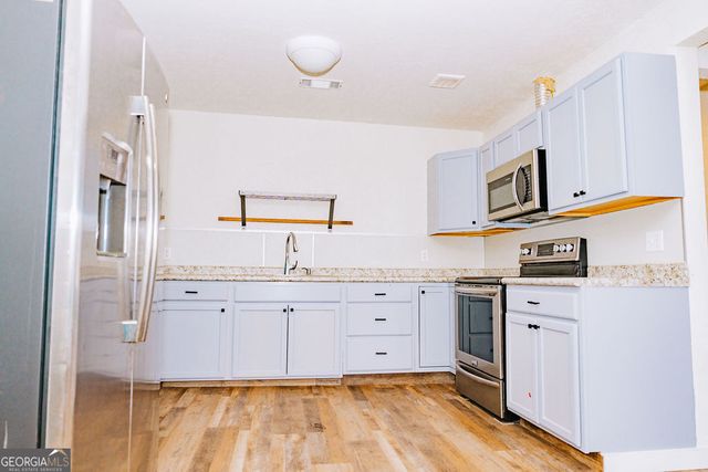 3017 Albany Avenue, Waycross, GA 31503