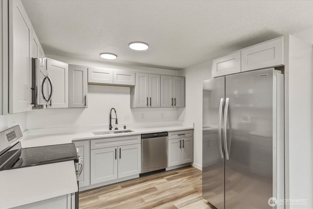 360 24th Avenue, Longview, WA 98632