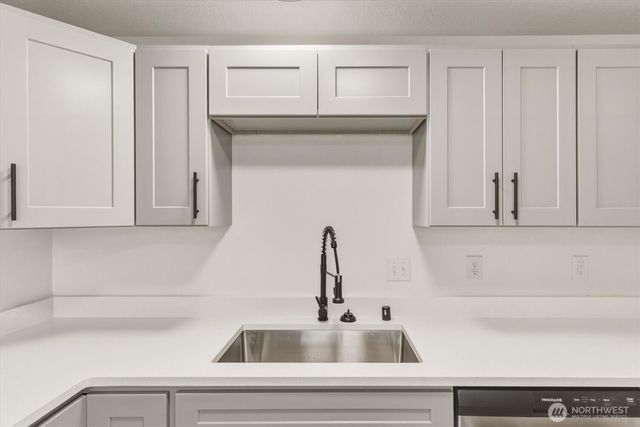 360 24th Avenue, Longview, WA 98632