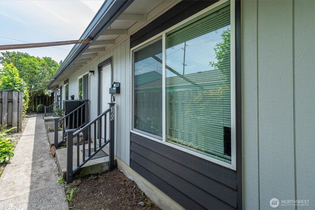 360 24th Avenue, Longview, WA 98632