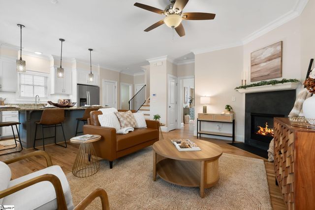 4 Asbury Avenue, Greenville, SC 29601