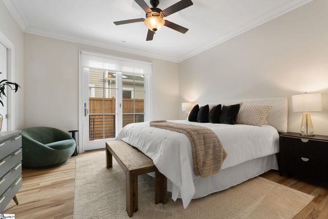 4 Asbury Avenue, Greenville, SC 29601