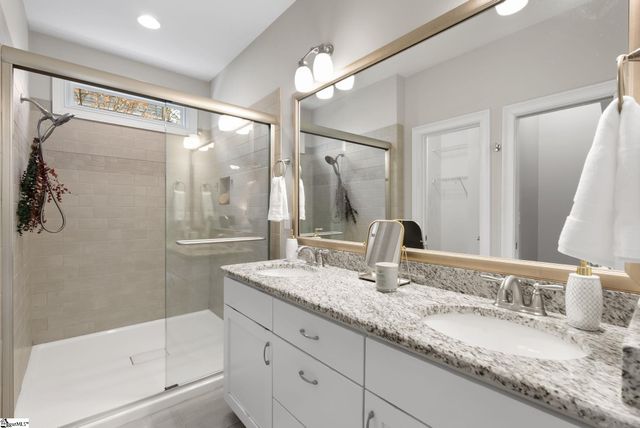 4 Asbury Avenue, Greenville, SC 29601