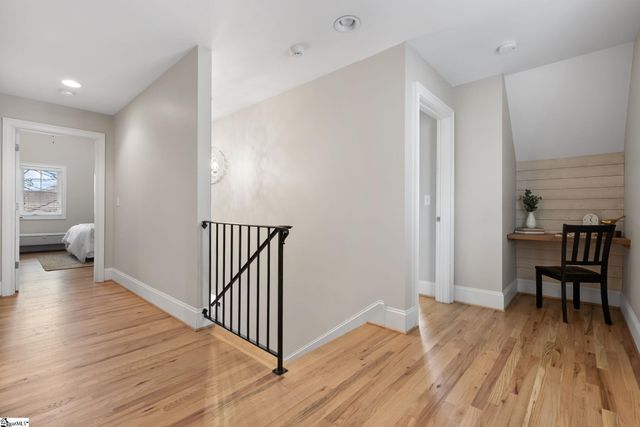 4 Asbury Avenue, Greenville, SC 29601