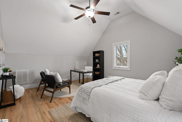 4 Asbury Avenue, Greenville, SC 29601