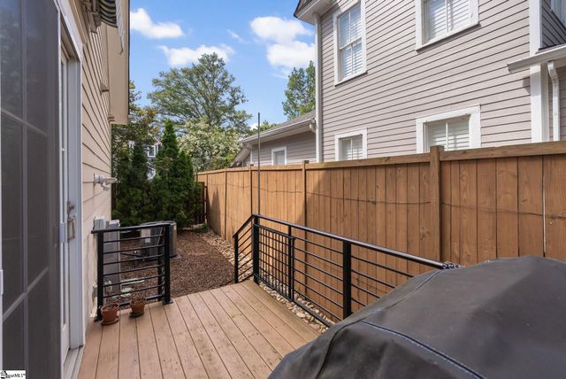 4 Asbury Avenue, Greenville, SC 29601