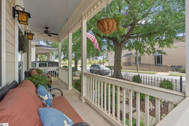 4 Asbury Avenue, Greenville, SC 29601