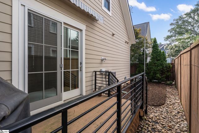 4 Asbury Avenue, Greenville, SC 29601