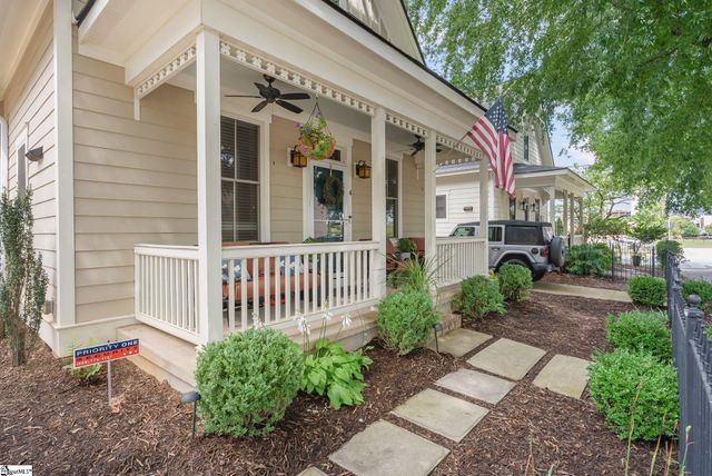 4 Asbury Avenue, Greenville, SC 29601