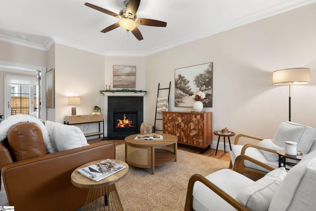 4 Asbury Avenue, Greenville, SC 29601