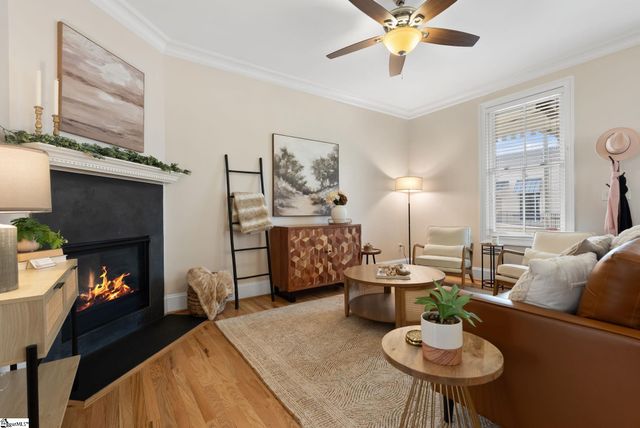 4 Asbury Avenue, Greenville, SC 29601