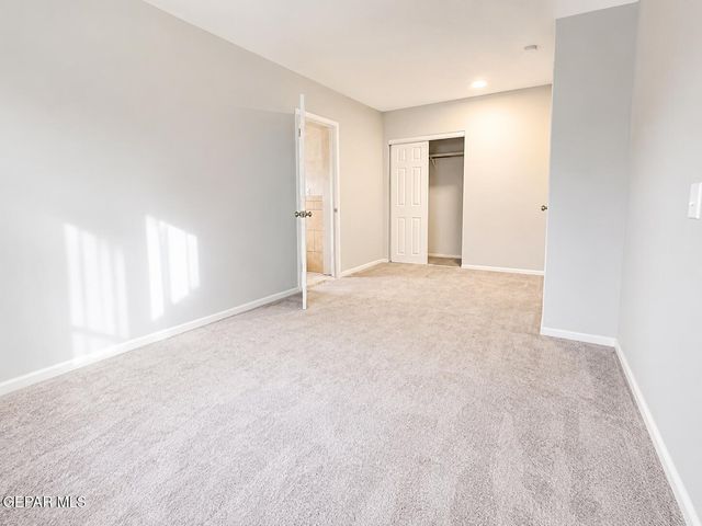 305 MCCUNE Road, El Paso, TX 79915