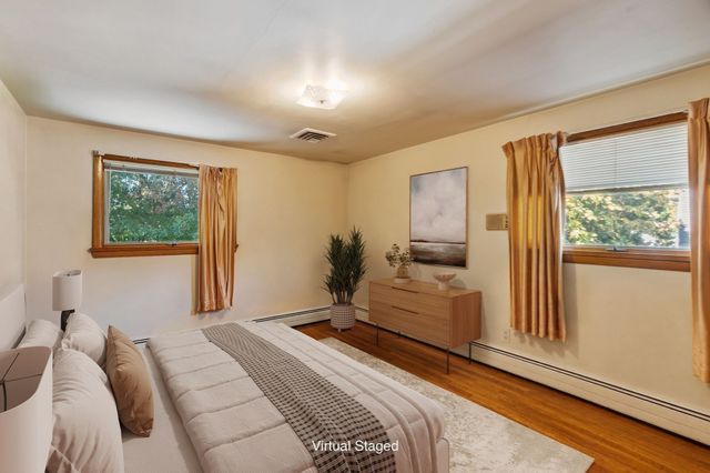 9 Randolph Rd, Stoneham, MA 02180
