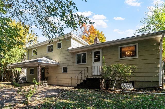 9 Randolph Rd, Stoneham, MA 02180