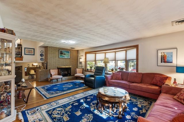 9 Randolph Rd, Stoneham, MA 02180