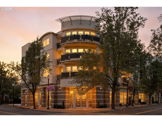 318 Ne ROBERTS Ave 203, Gresham, OR 97030