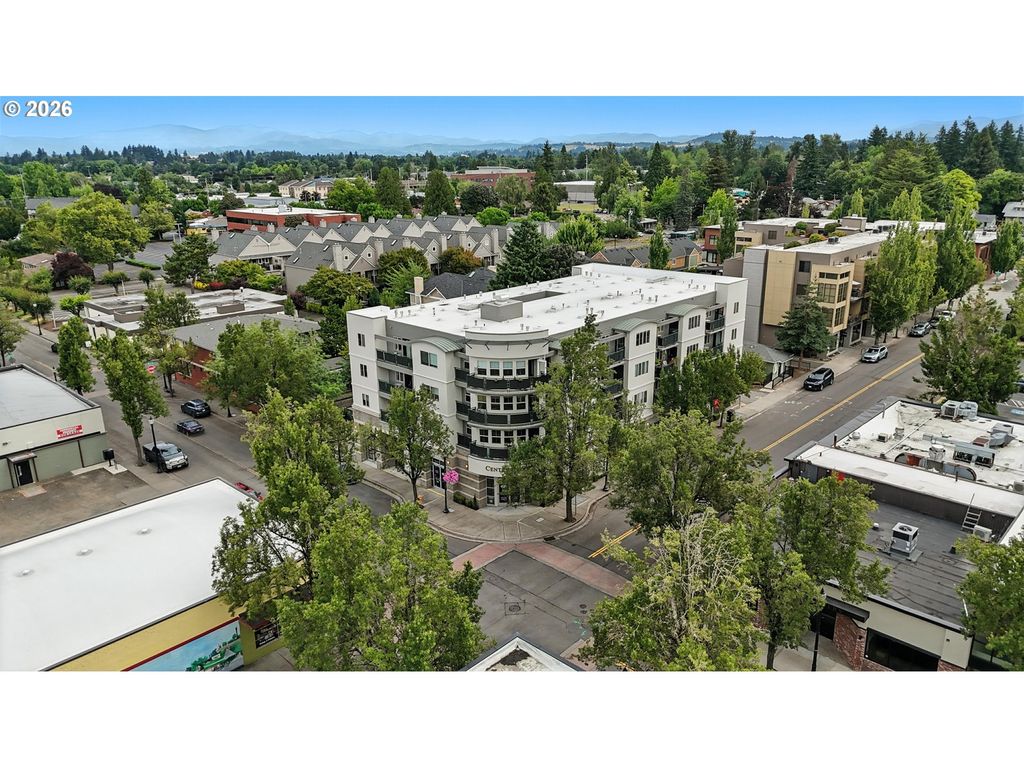 318 Ne ROBERTS Ave 203, Gresham, OR 97030