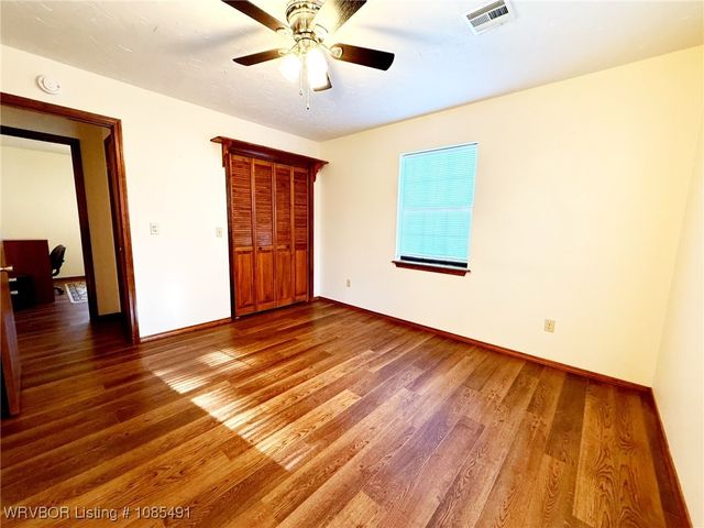 306 E Harriet Place, Sallisaw, OK 74955