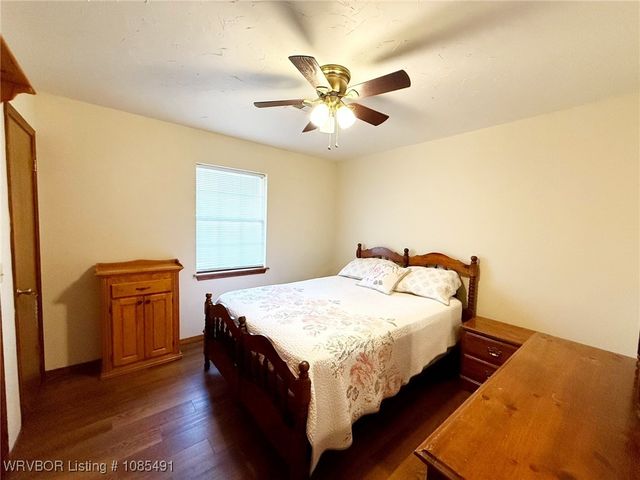 306 E Harriet Place, Sallisaw, OK 74955