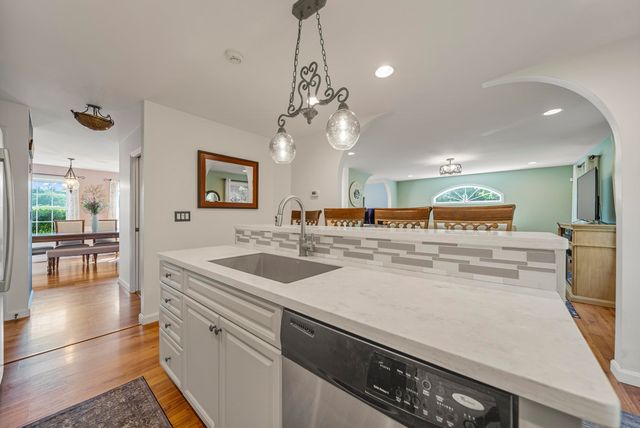 26 Hobbs Court, Wilton, NH 03086