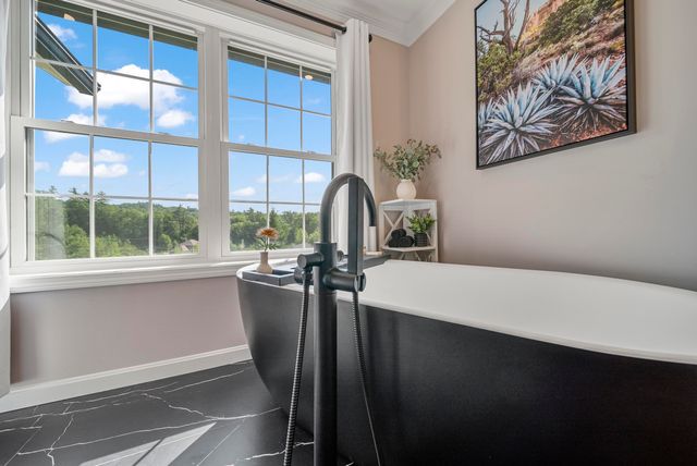 26 Hobbs Court, Wilton, NH 03086