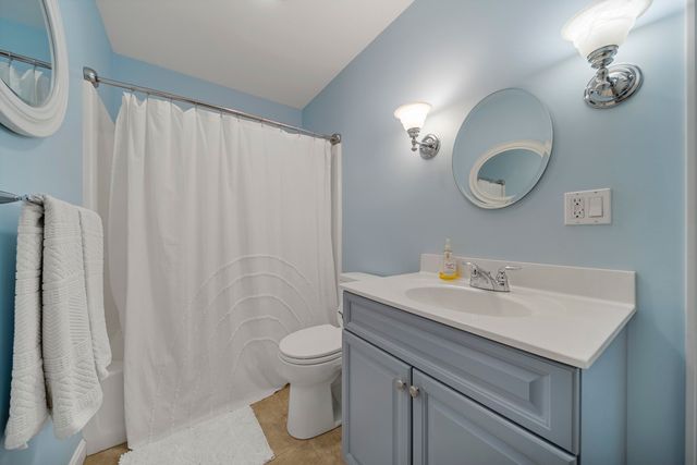 26 Hobbs Court, Wilton, NH 03086