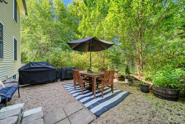26 Hobbs Court, Wilton, NH 03086