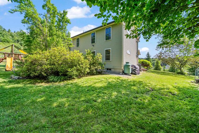 26 Hobbs Court, Wilton, NH 03086