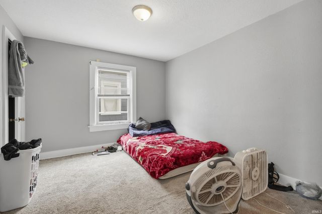 418 Rose Lane, Fort Wayne, IN 46807