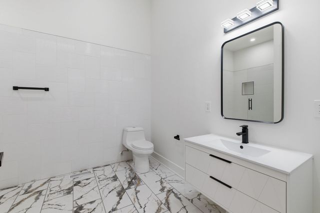 1600 10th Ave N Unit 102, Nashville, TN 37208
